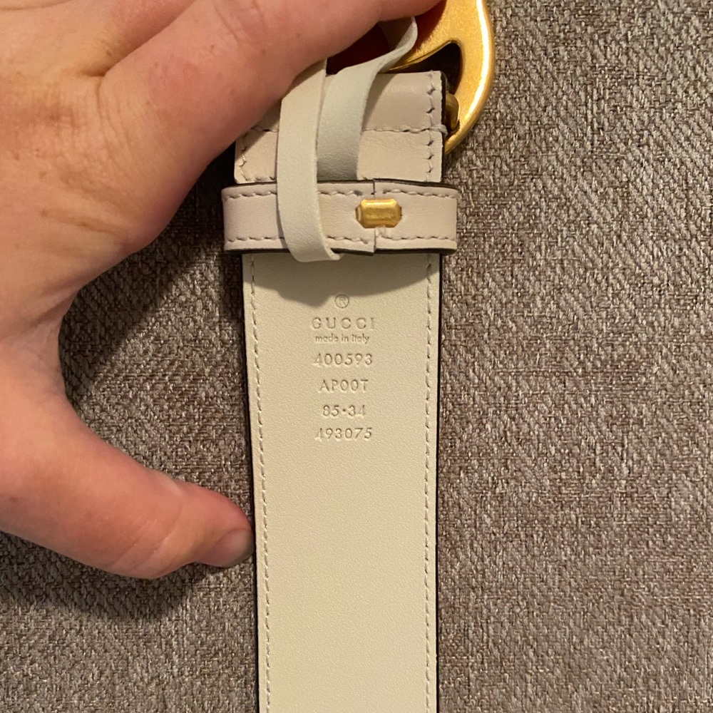 Authentic White Gucci Leather Belt with Double G Buckle - Picture 3 of 3